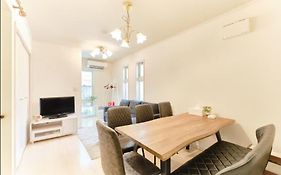 Soshigaya Apartment By Tranova